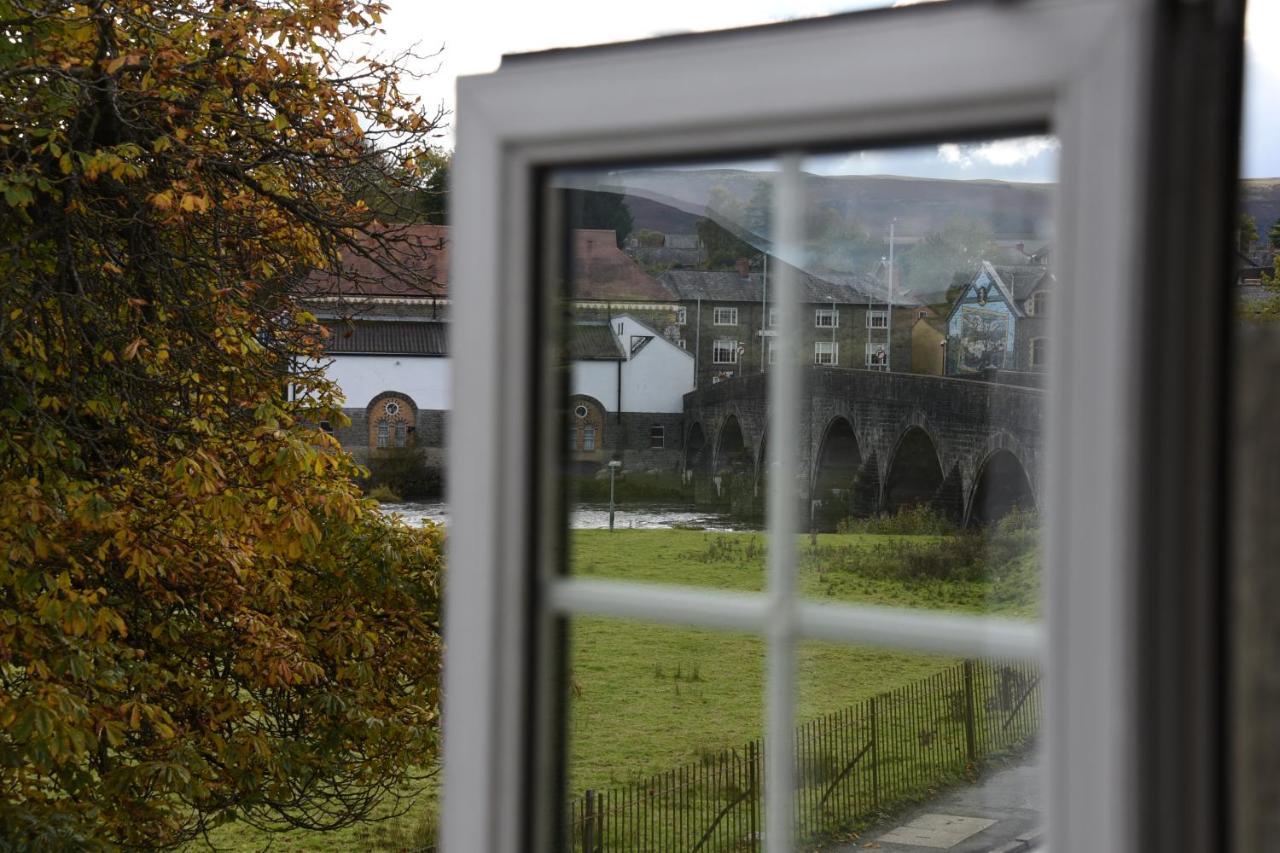 The Llanelwedd Arms Hotel Builth Wells Exteriör bild