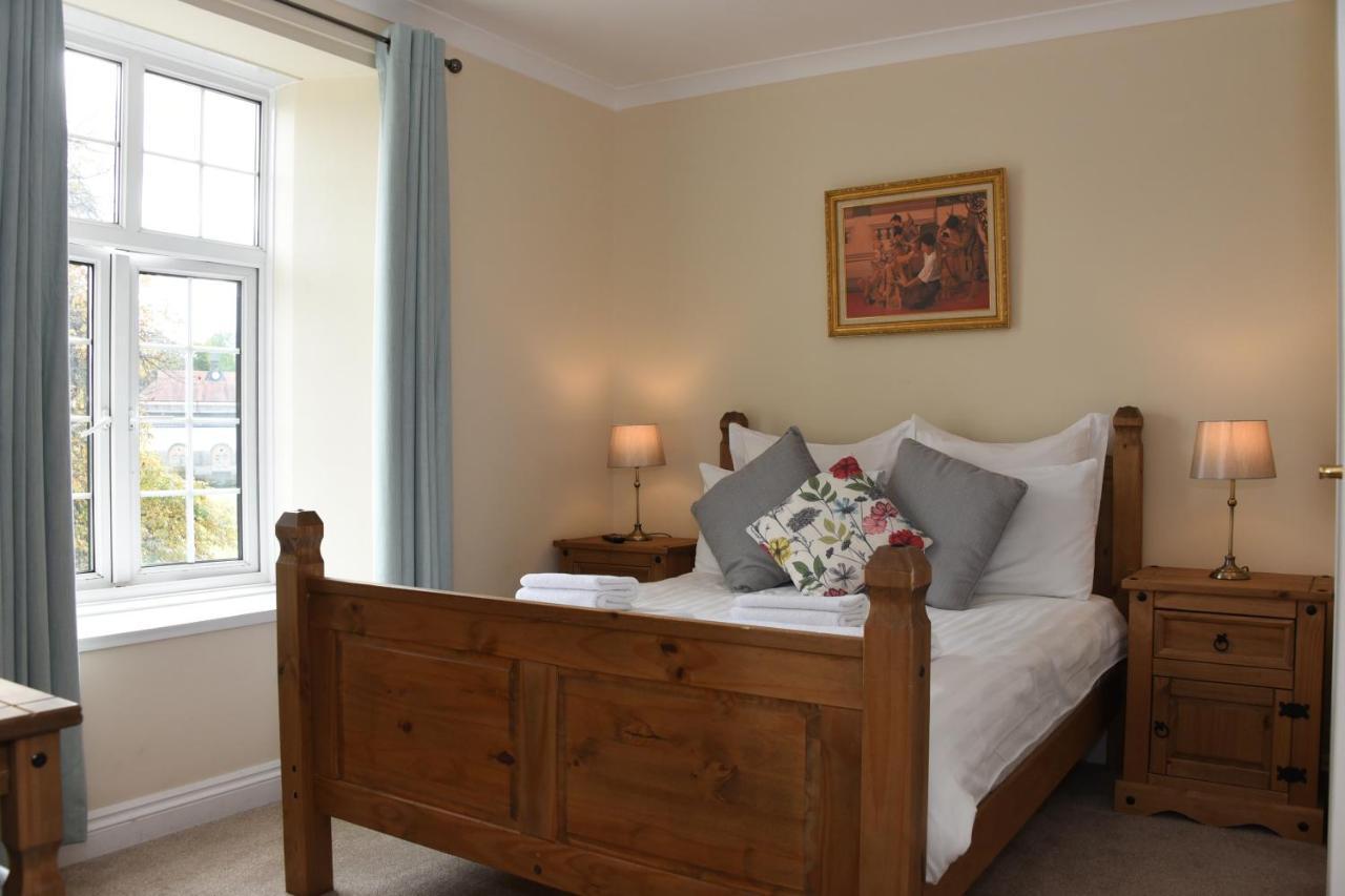 The Llanelwedd Arms Hotel Builth Wells Exteriör bild