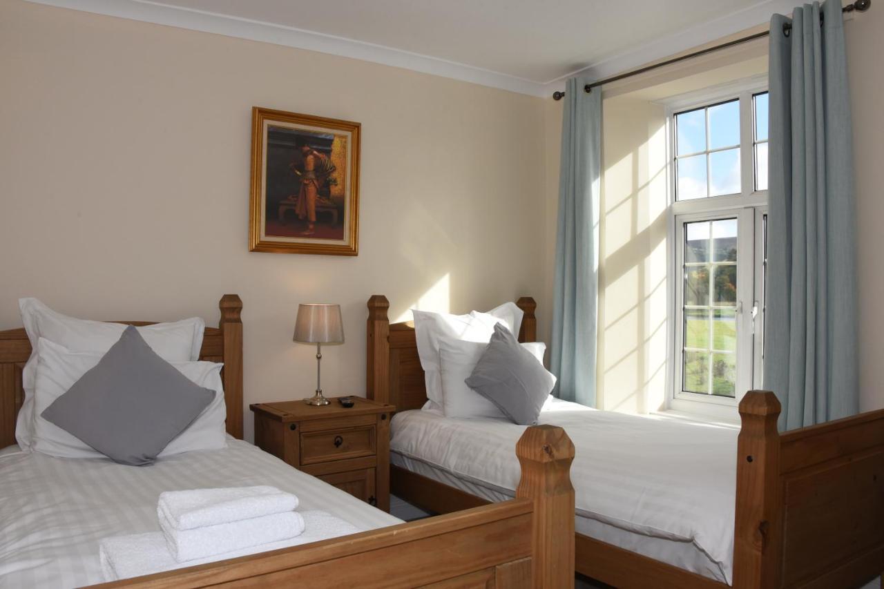 The Llanelwedd Arms Hotel Builth Wells Exteriör bild