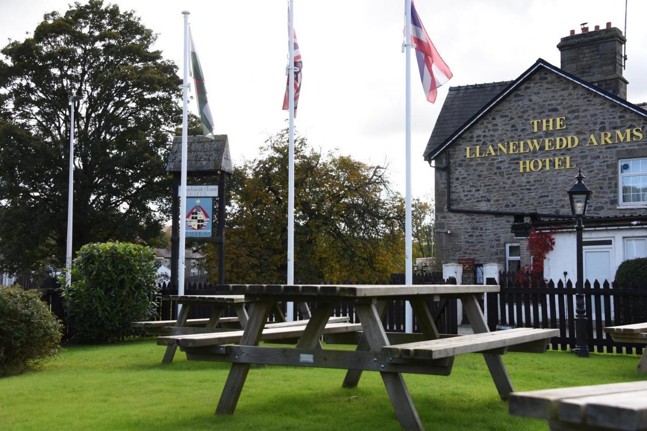 The Llanelwedd Arms Hotel Builth Wells Exteriör bild
