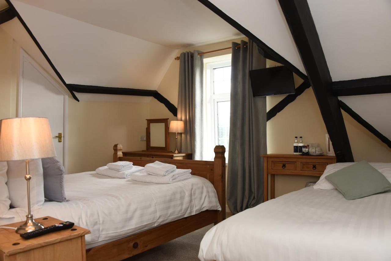 The Llanelwedd Arms Hotel Builth Wells Exteriör bild