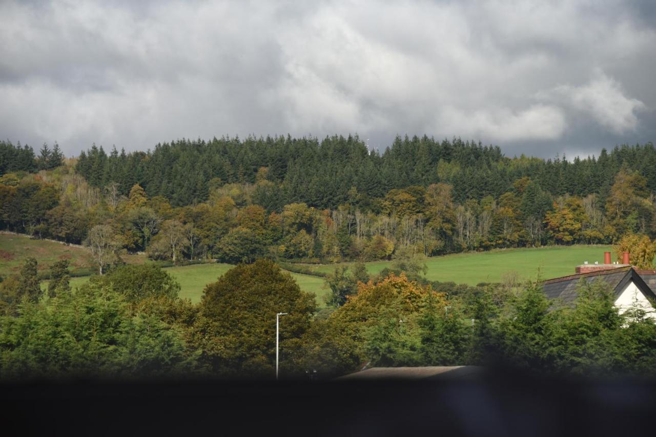 The Llanelwedd Arms Hotel Builth Wells Exteriör bild
