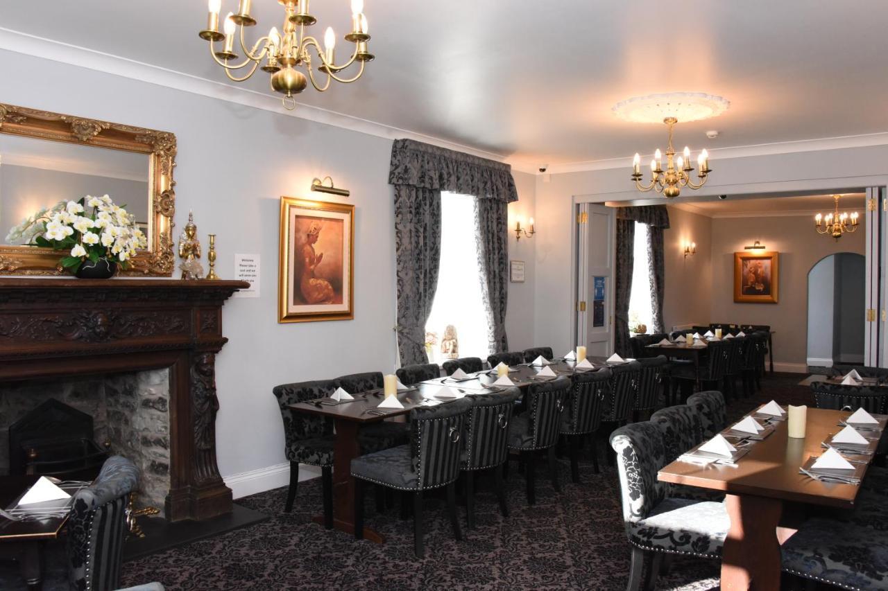 The Llanelwedd Arms Hotel Builth Wells Exteriör bild