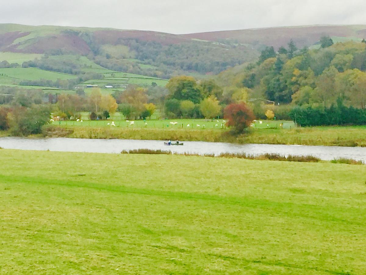 The Llanelwedd Arms Hotel Builth Wells Exteriör bild
