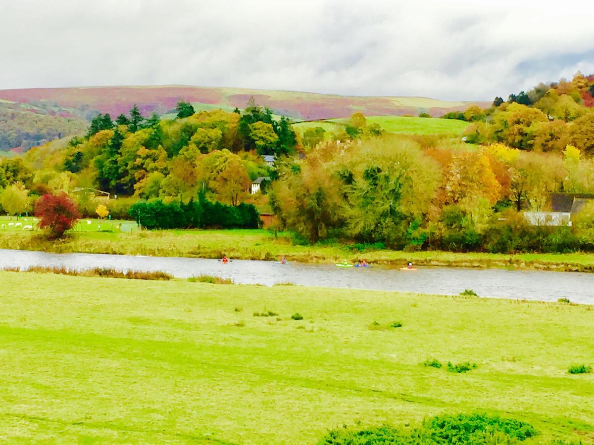 The Llanelwedd Arms Hotel Builth Wells Exteriör bild